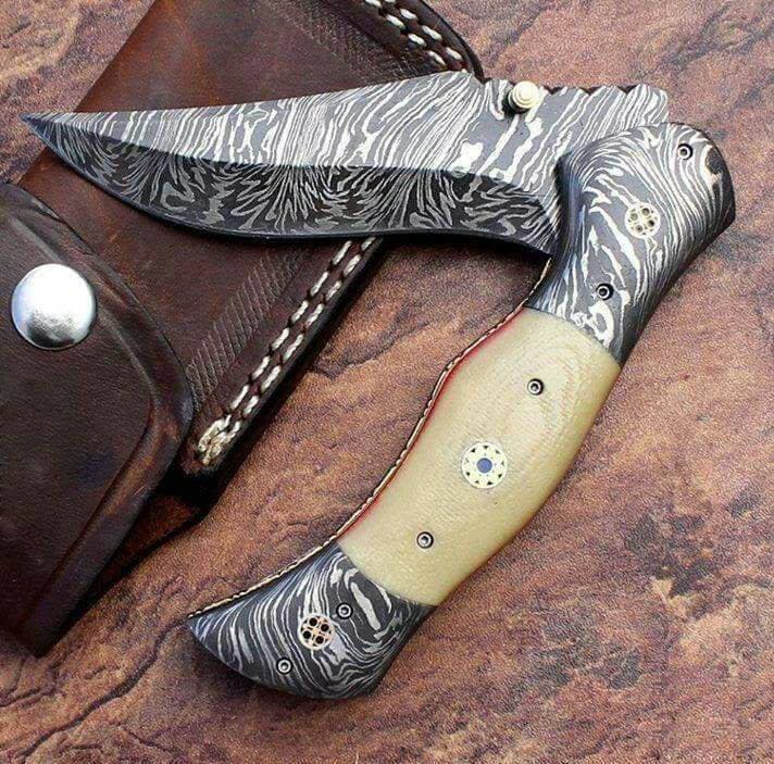 Damascus Handmade pocket Knife_